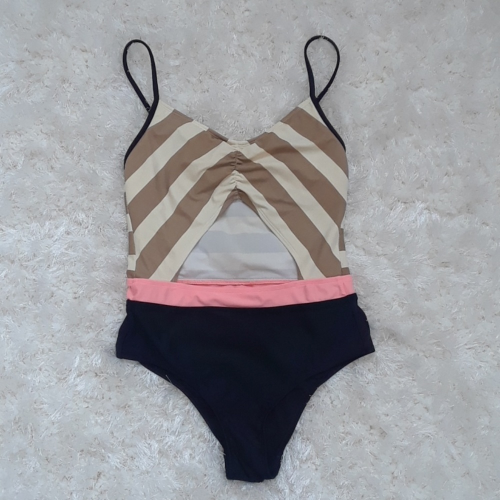 Cut out one piece swimsuit size small